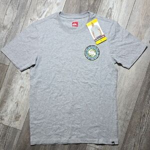 Quiksilver| Men's Short Sleeve 100% Cotton Graphic Tee Sm *NWT